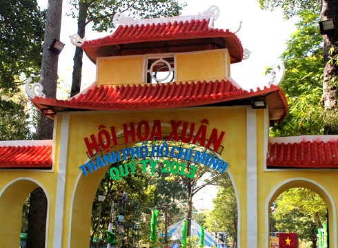 Inauguran festival primaveral de flores en Ciudad Ho Chi Minh